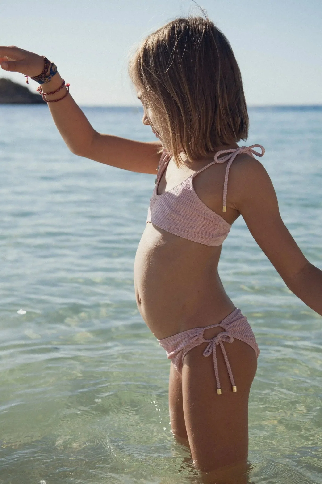 Maillot de bain deux pièces fille, piqué rose pâle/or | BAHAMAS 2P