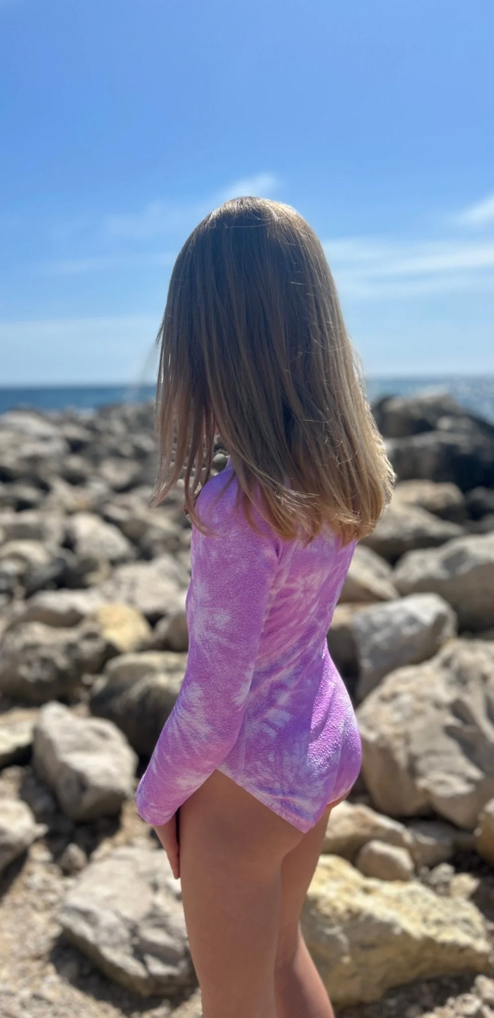 Maillot de bain manches longues anti UV fille, tie dye lilas | COMBI TAHAA - Image 5