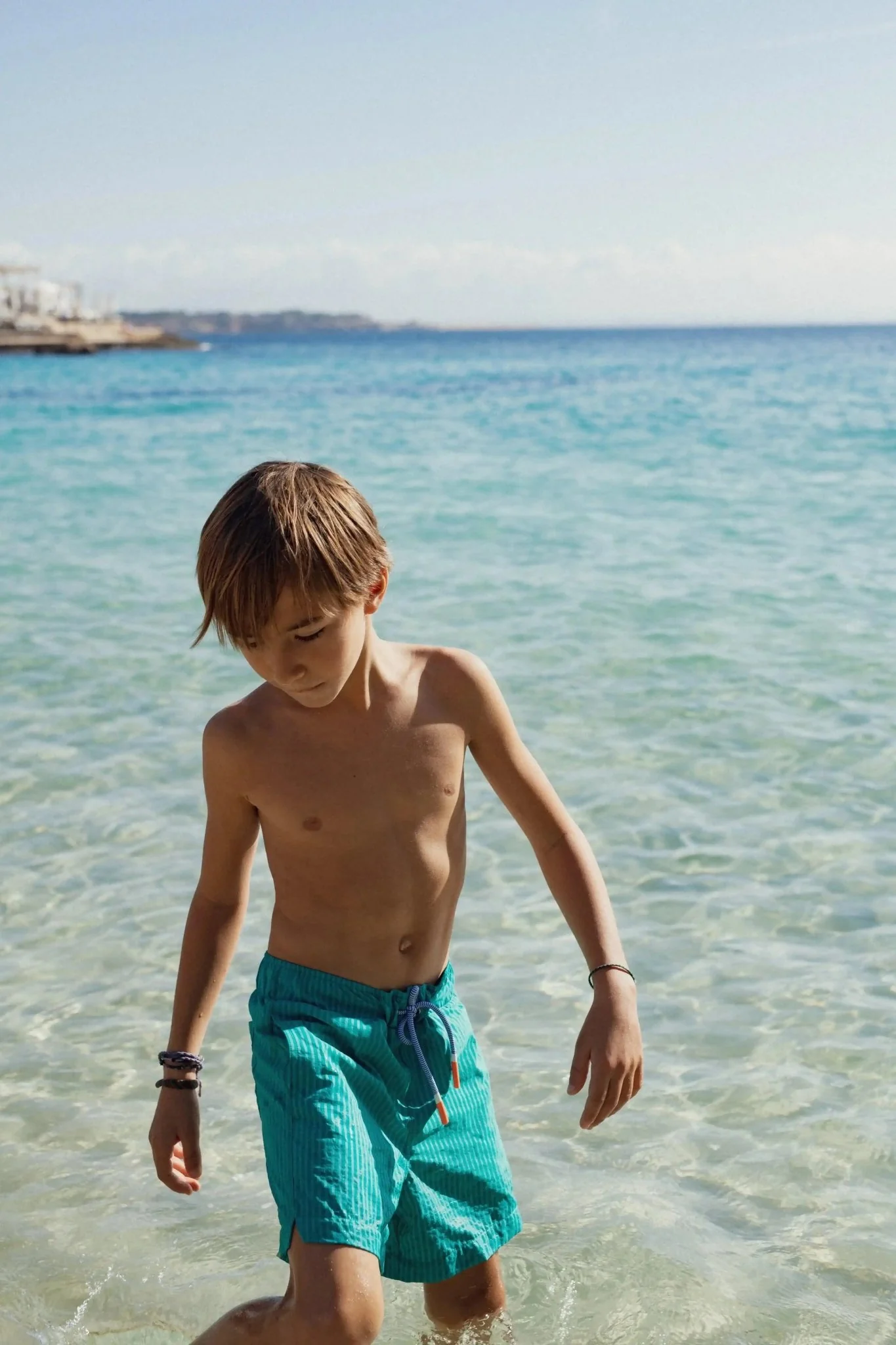 Short de bain garçon, rayures vertes | FIDJI - Image 3